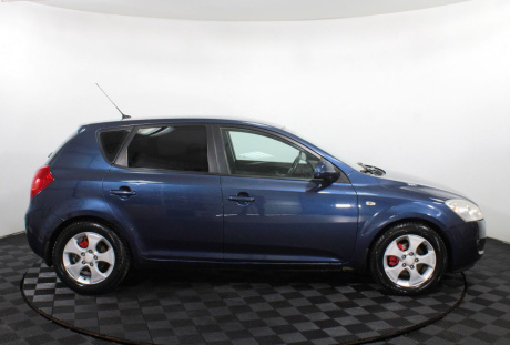 Kia Cee'd 2008 года с пробегом 164 848 км, фото 4