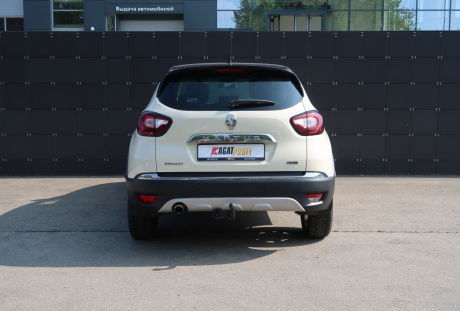 Renault Kaptur 2017 года с пробегом 220 002 км, фото 6