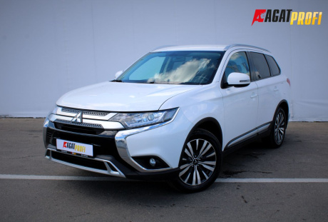 Mitsubishi Outlander 2021 года с пробегом 125 886 км, фото 1
