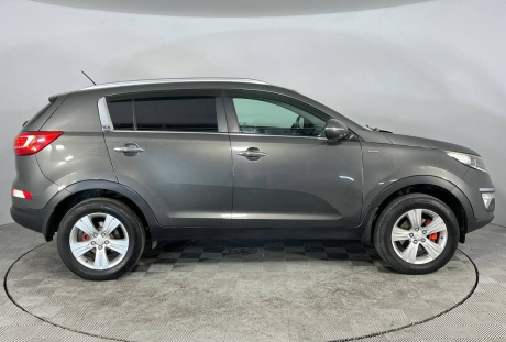 Kia Sportage 2012 года с пробегом 245 101 км, фото 4