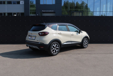 Renault Kaptur 2017 года с пробегом 220 002 км, фото 5