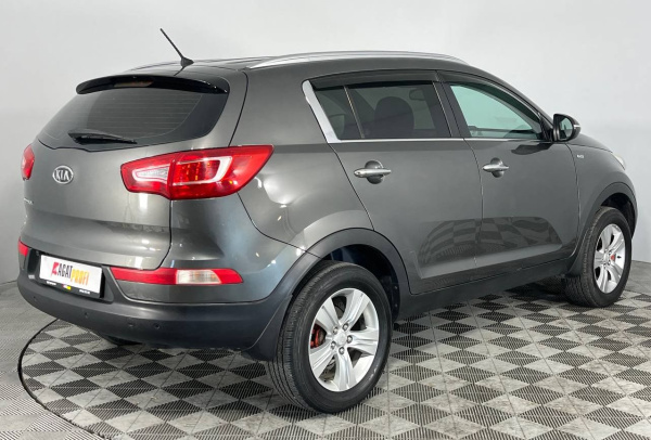 Kia Sportage 2012 года с пробегом 245 101 км, фото 5
