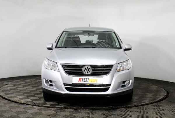 Volkswagen Tiguan 2008 года с пробегом 162 875 км, фото 2