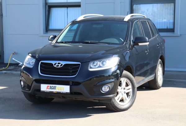 Hyundai Santa Fe 2010 года с пробегом 167 001 км, фото 1