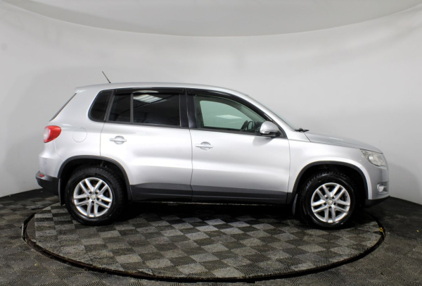 Volkswagen Tiguan 2008 года с пробегом 162 875 км, фото 4